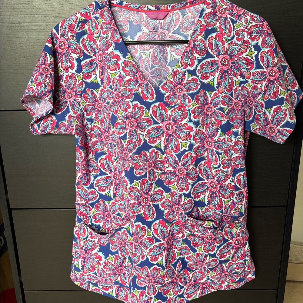 Vera Bradley Scrub Top